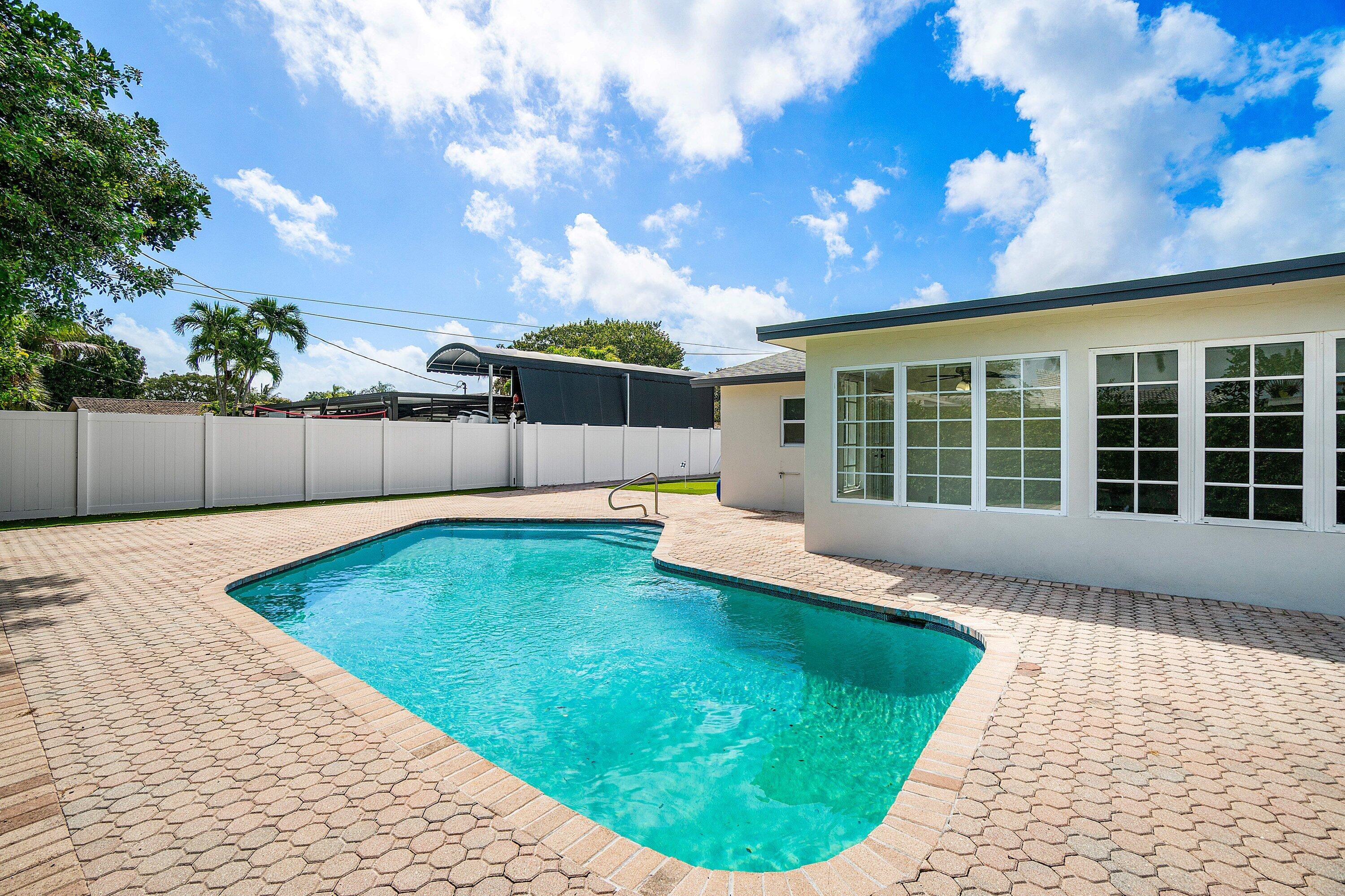 COUNTRY CLUB VILLAGE SEC B - Residential