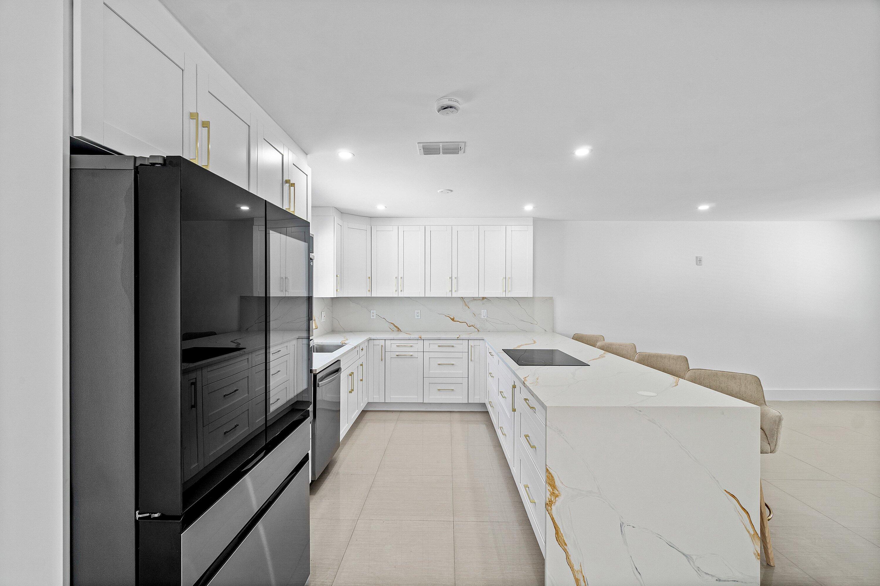 COUNTRY CLUB VILLAGE SEC B - Residential