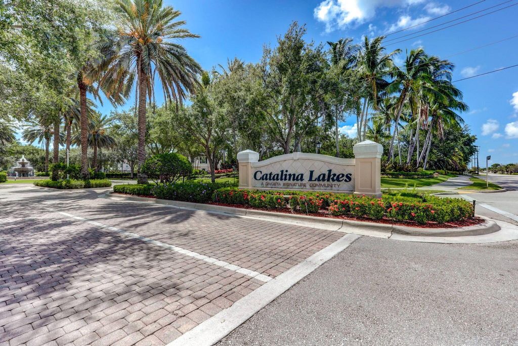 Photo of 452 Capistrano Drive, Palm Beach Gardens, FL 33410 (MLS # R11117956)