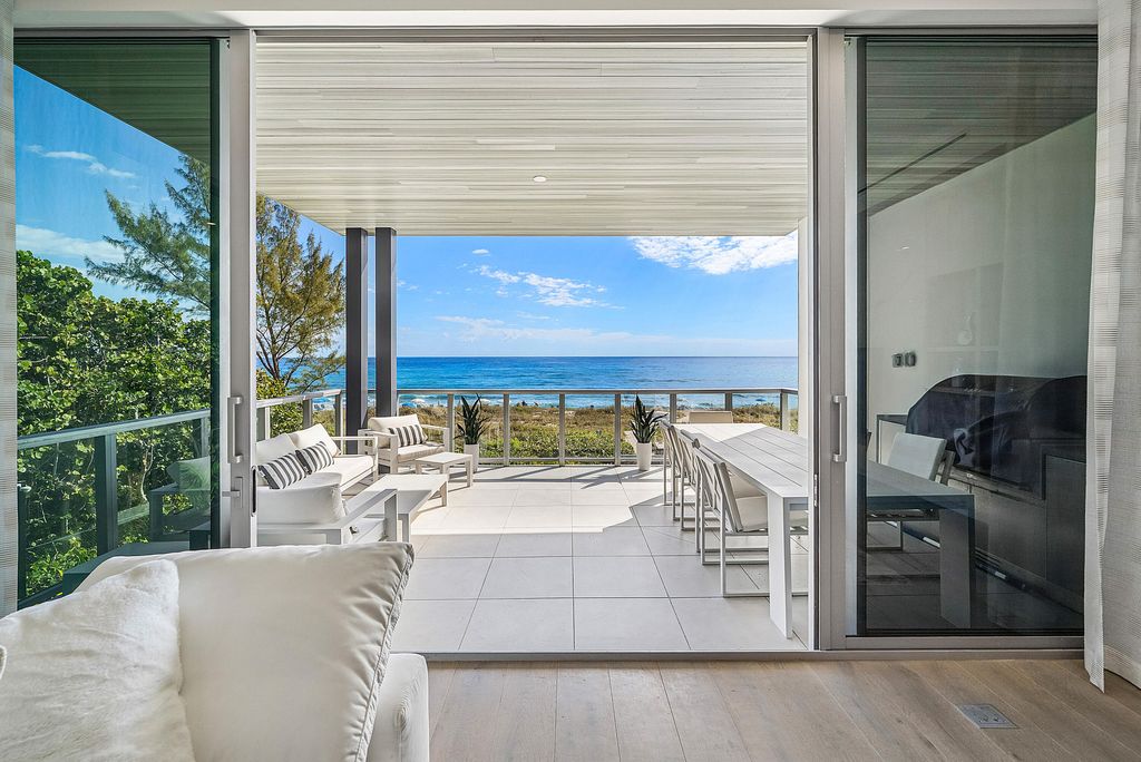 Photo of 1625 S Ocean Boulevard #10, Delray Beach, FL 33483 (MLS # R11167572)