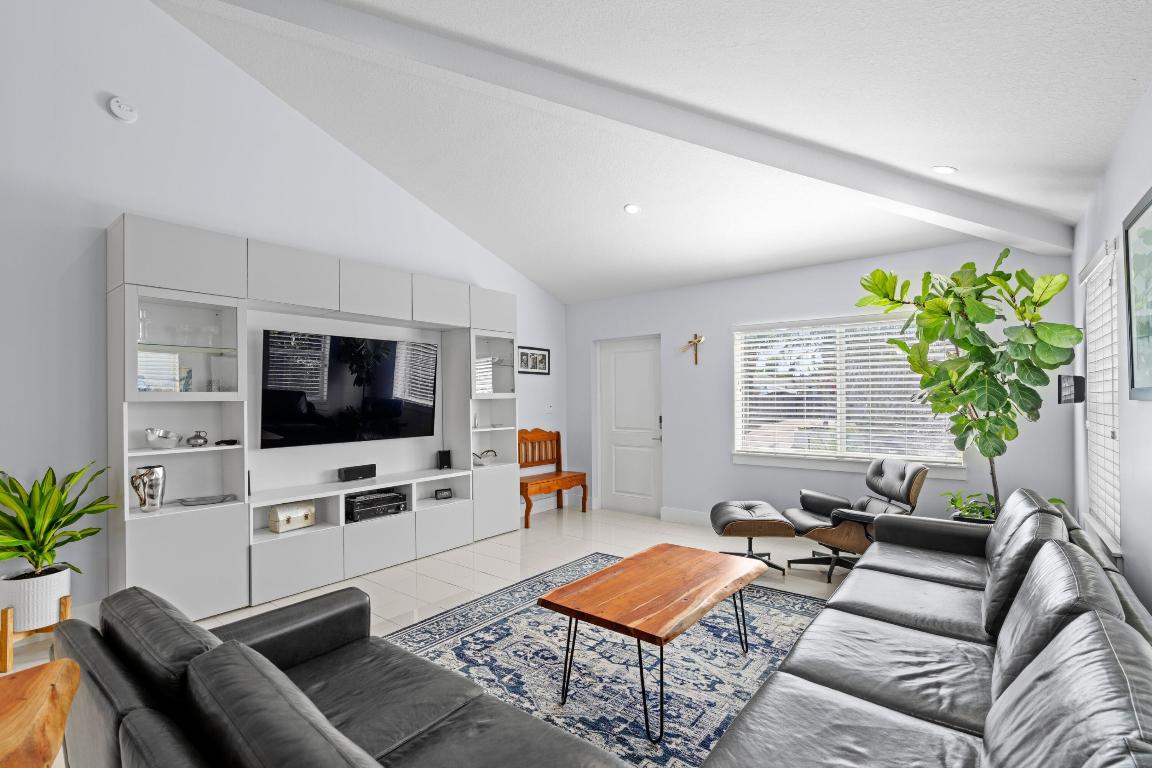 FOREST RIDGE PARK - Residential