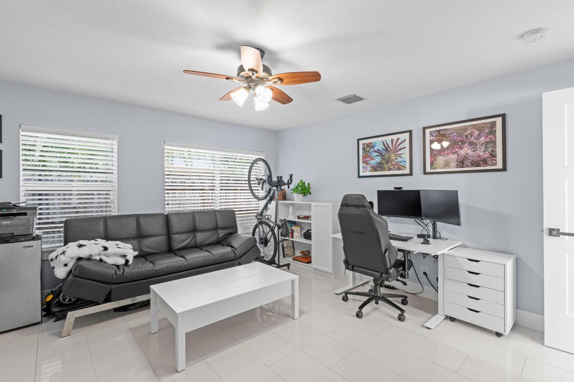 FOREST RIDGE PARK - Residential