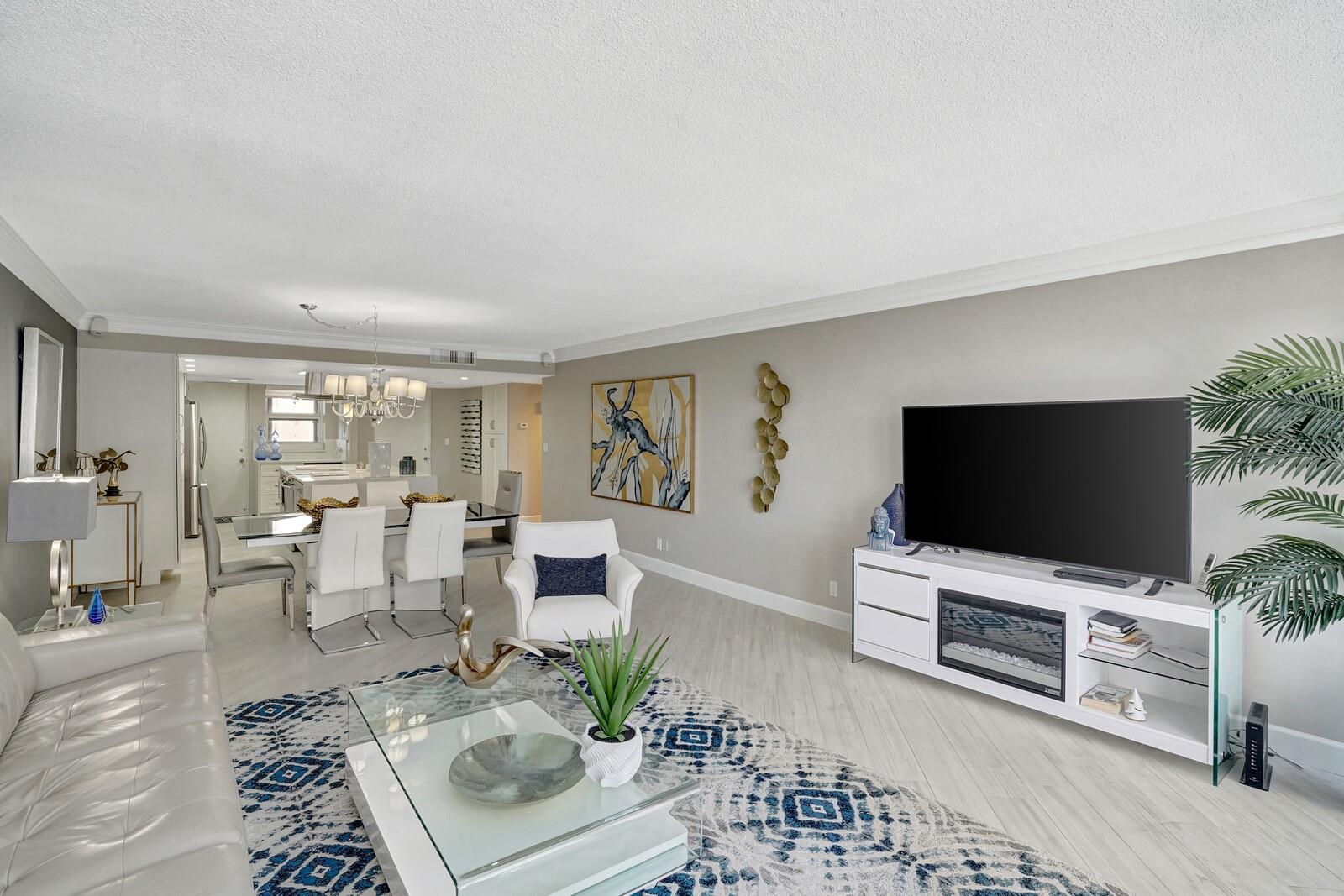 THE GALLEON CONDO - Residential