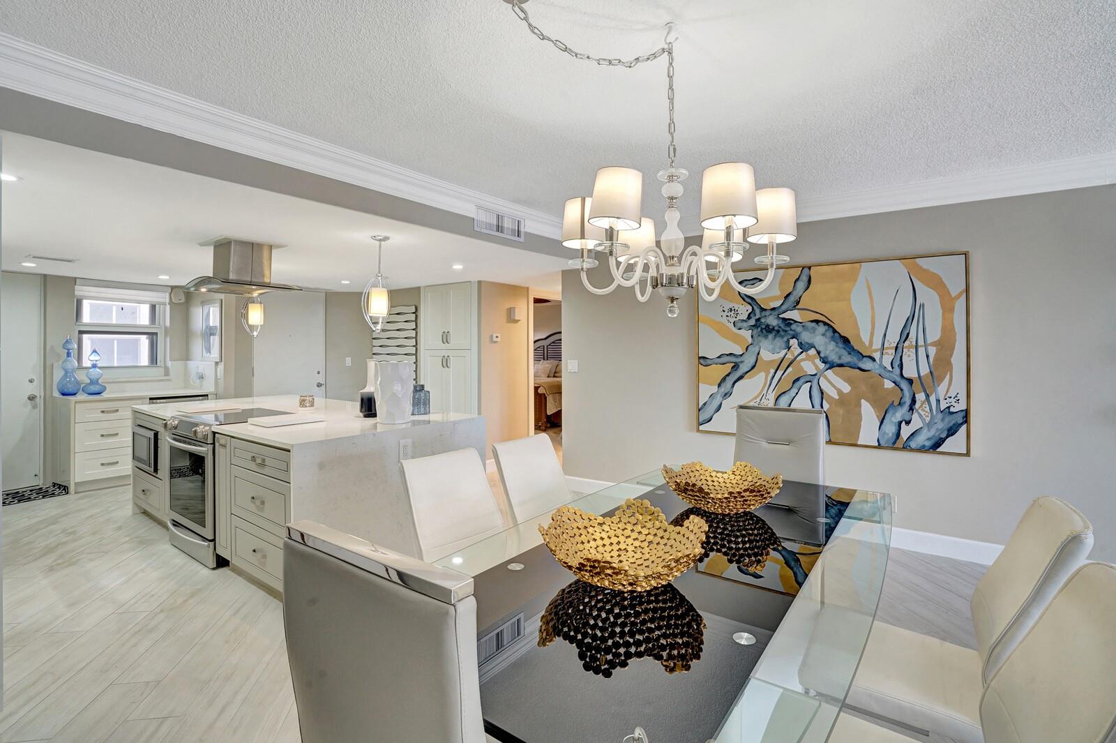 THE GALLEON CONDO - Residential