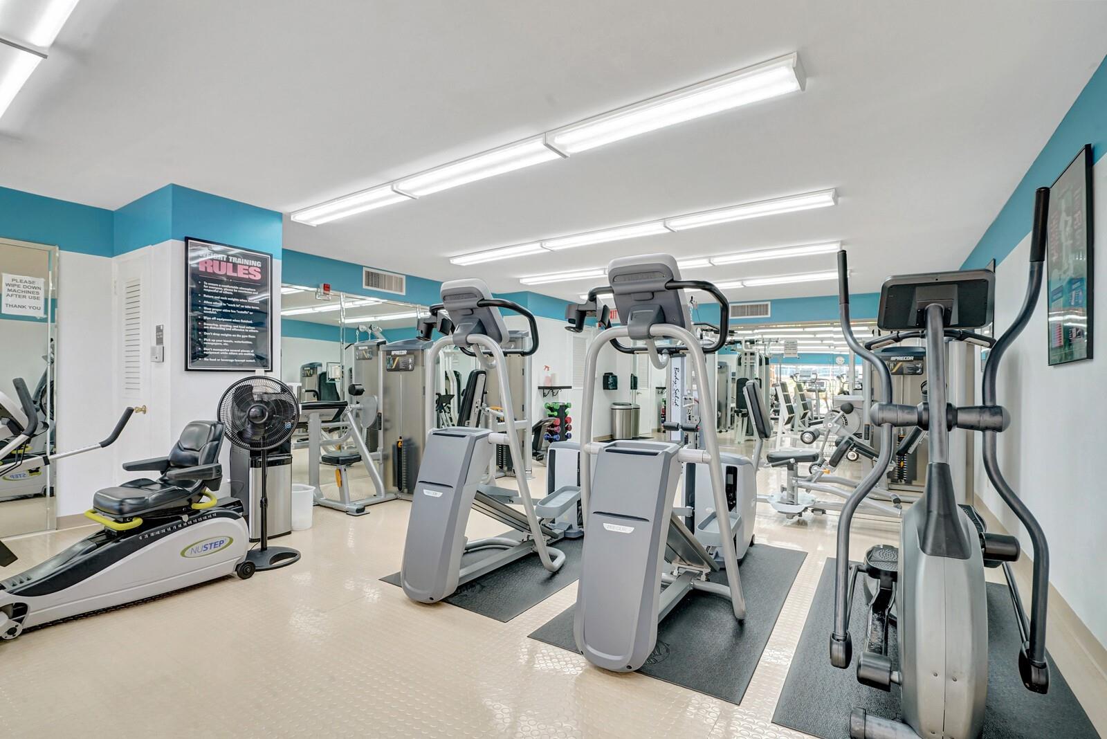 THE GALLEON CONDO - Residential