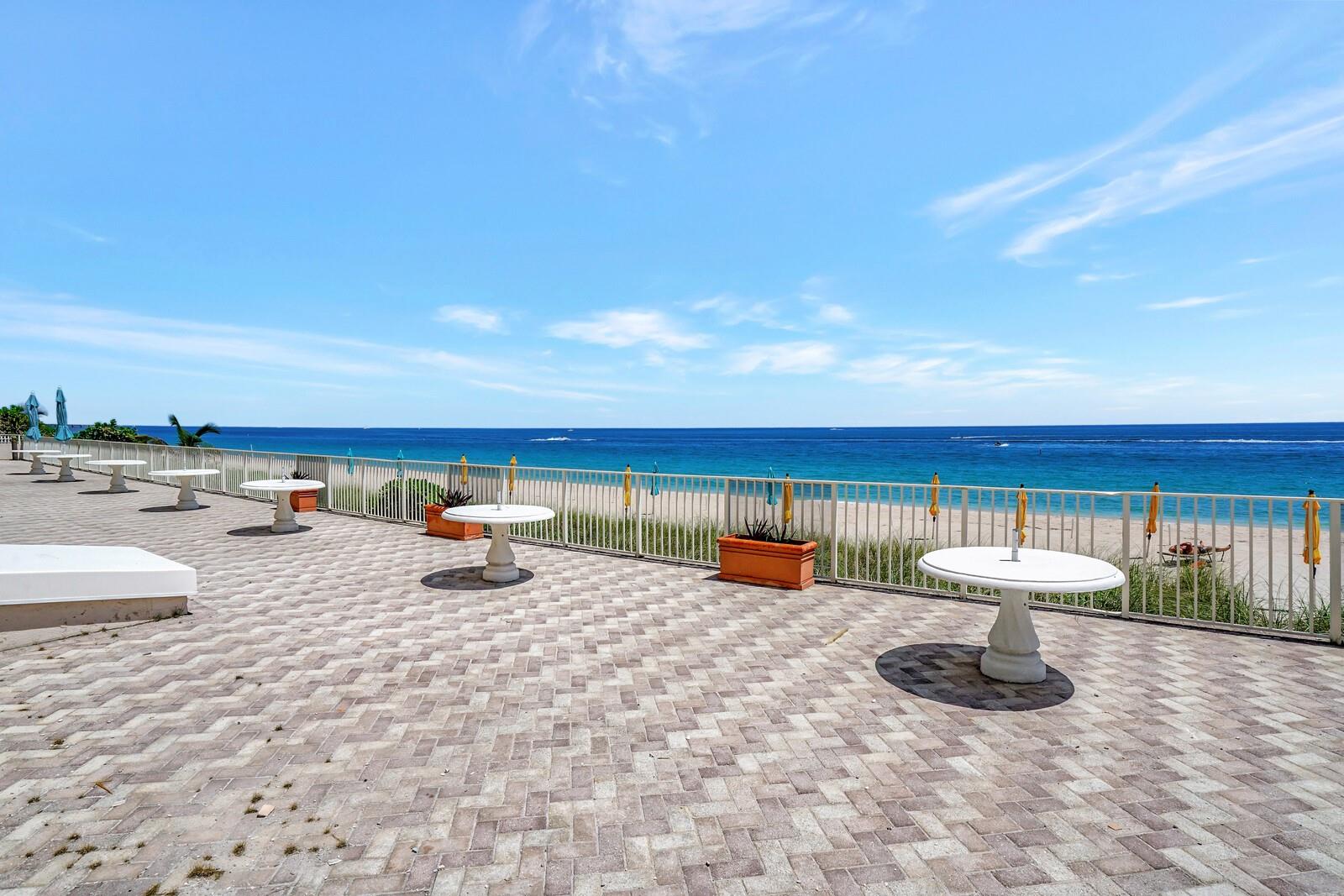 THE GALLEON CONDO - Residential