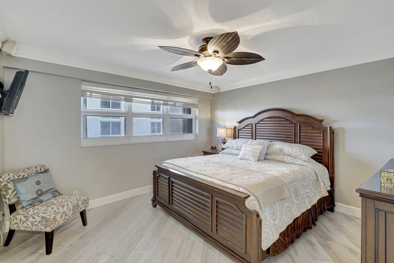 THE GALLEON CONDO - Residential