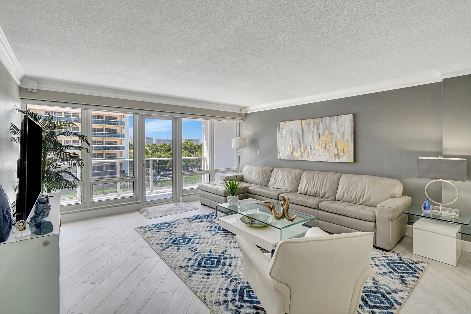 THE GALLEON CONDO - Residential