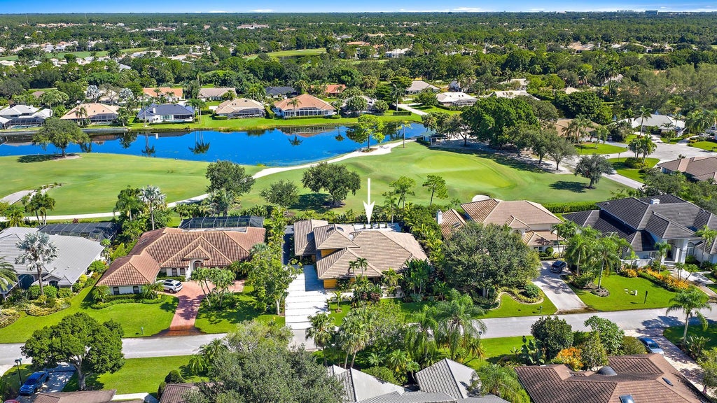 Photo of 3 Sheldrake Lane, Palm Beach Gardens, FL 33418 (MLS # B26077736)