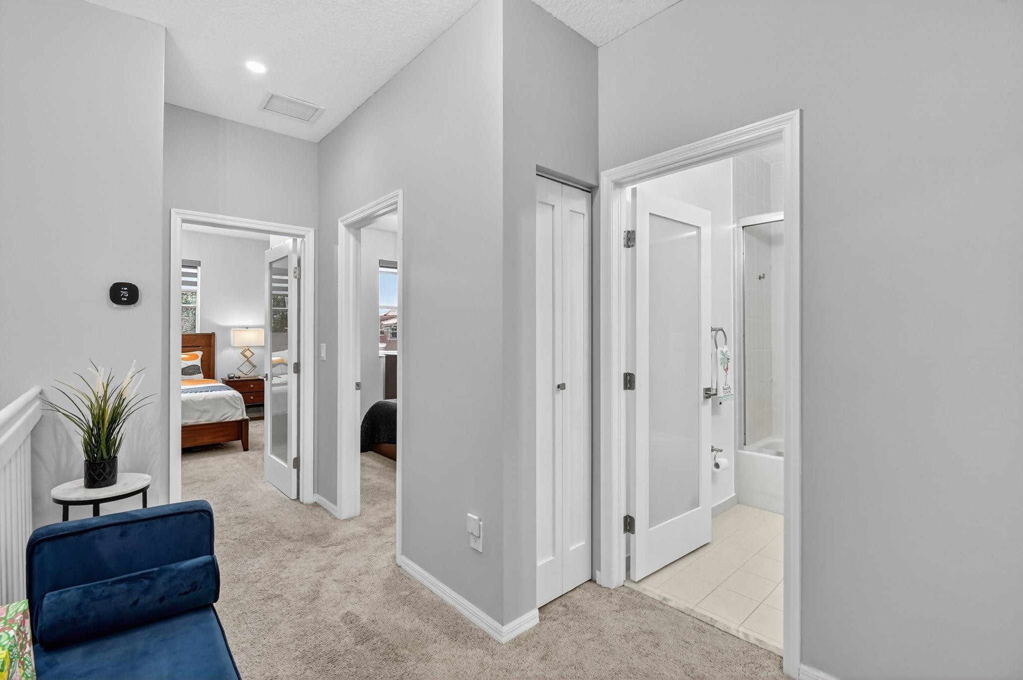 THUNDERBIRD PARK - Residential