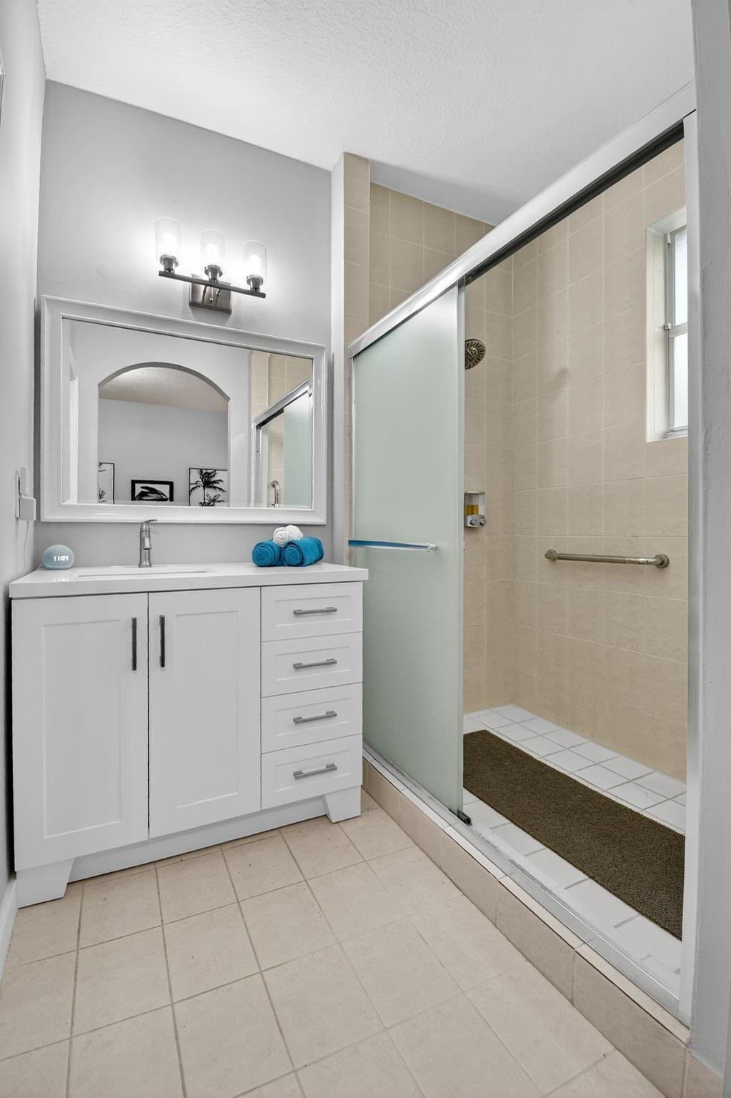 THUNDERBIRD PARK - Residential