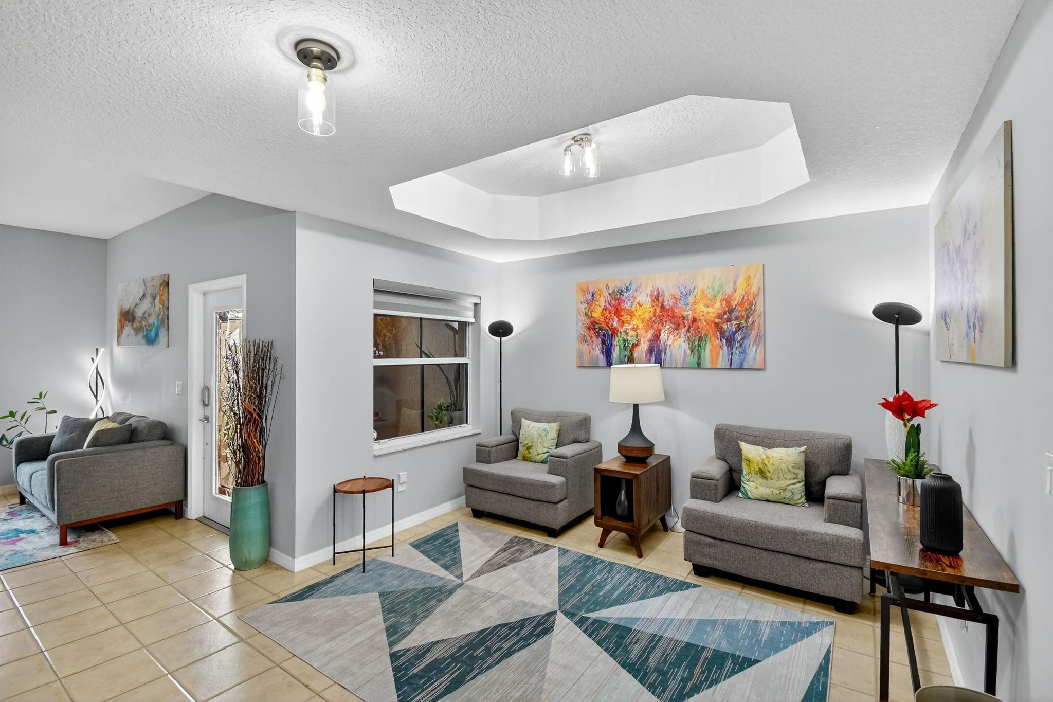 THUNDERBIRD PARK - Residential