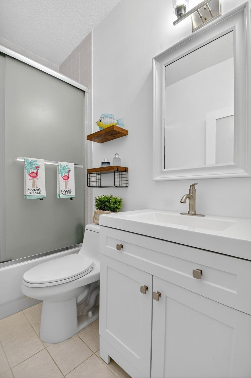 THUNDERBIRD PARK - Residential