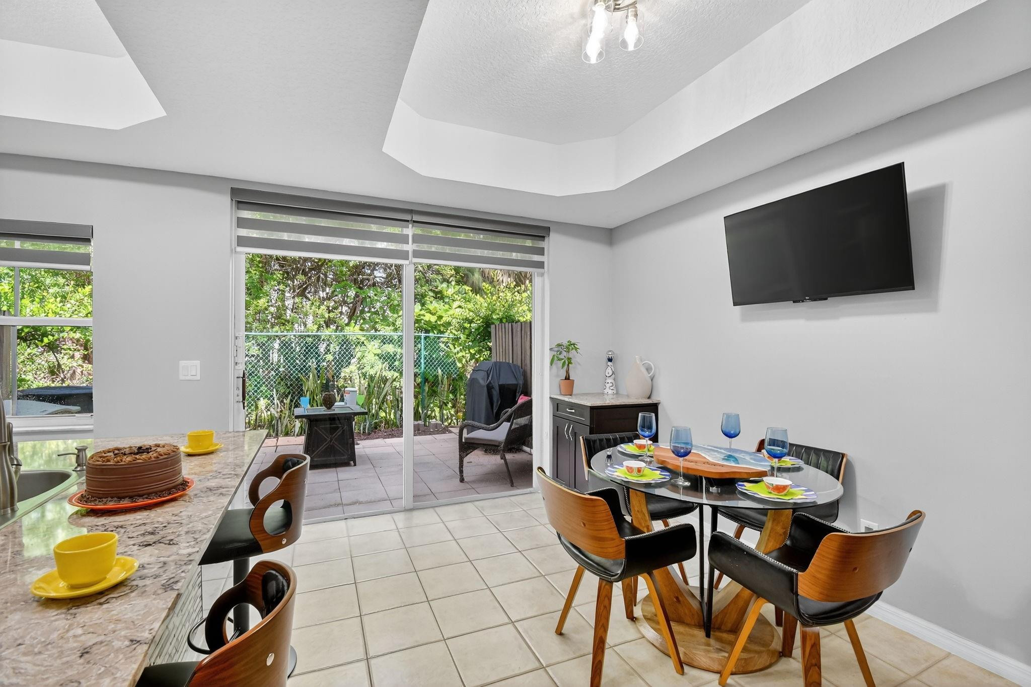 THUNDERBIRD PARK - Residential