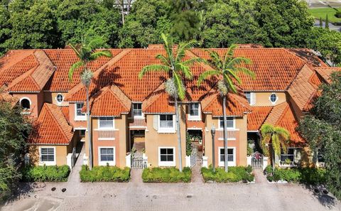 4957 WHITE MANGROVE Way 4957 Fort Lauderdale FL 33312
