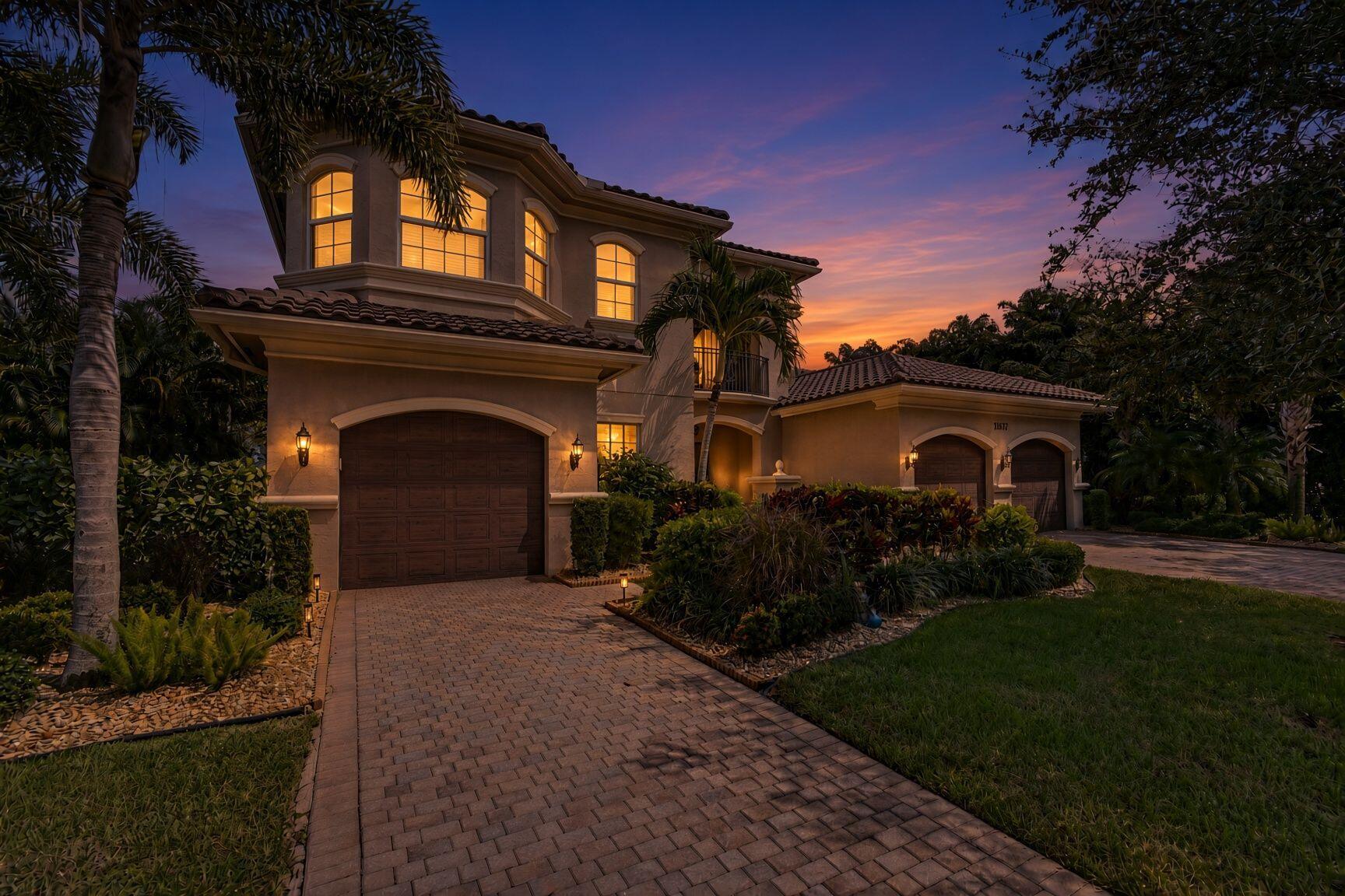 11117 Lynwood Palm Way