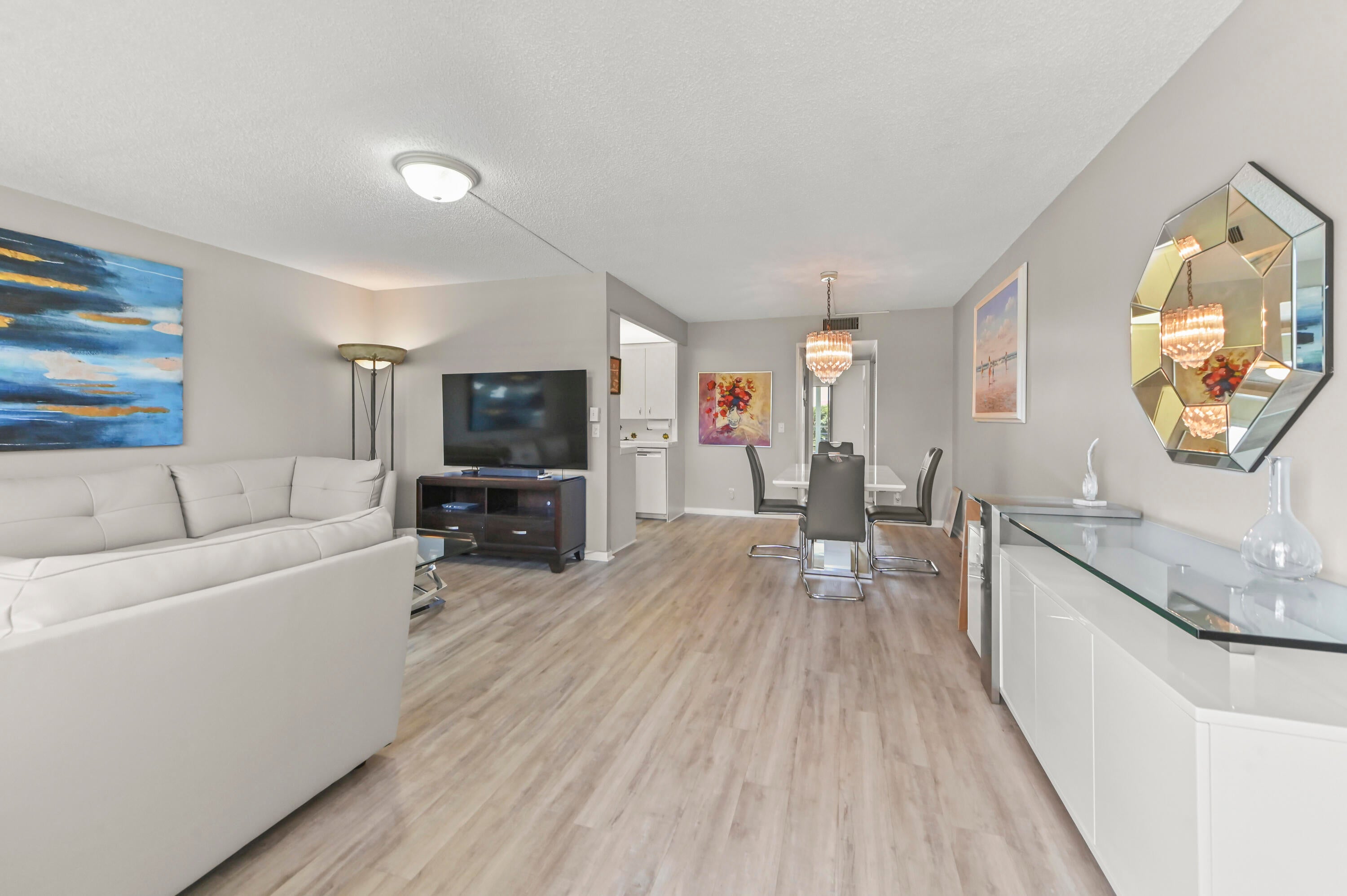 2056 Ainslie D, Boca Raton FL 33434