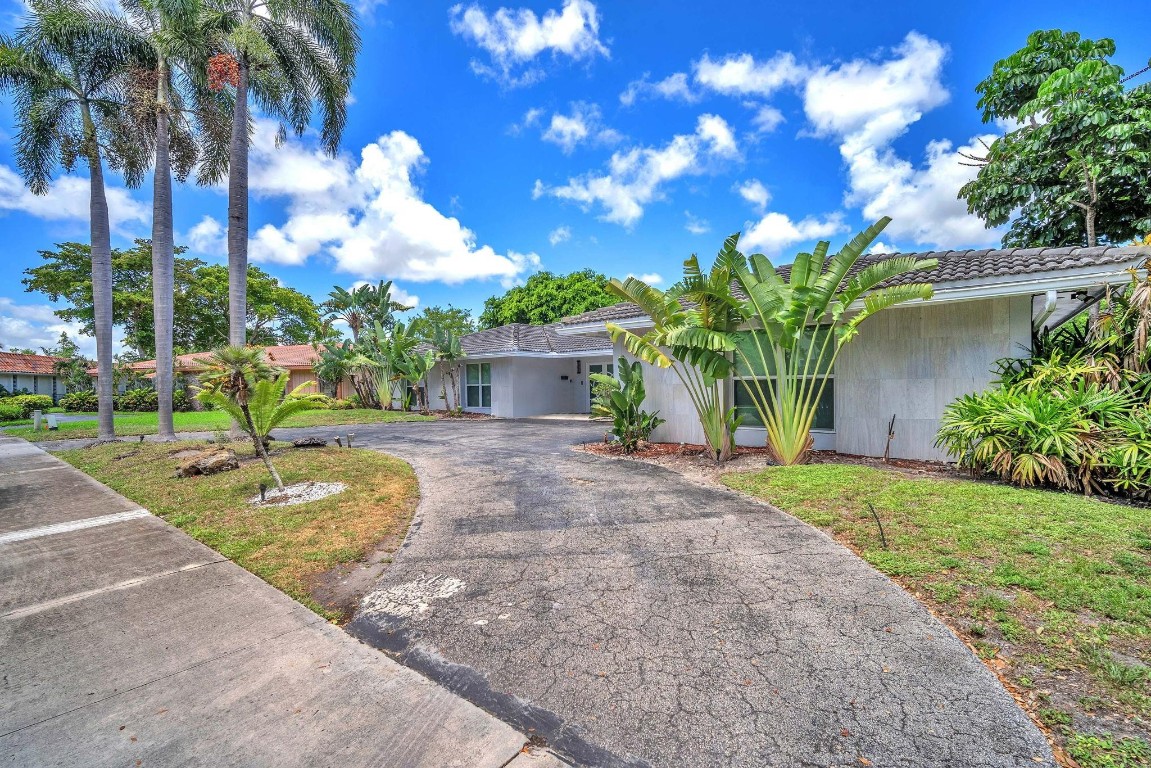 EMERALD HILLS - Residential