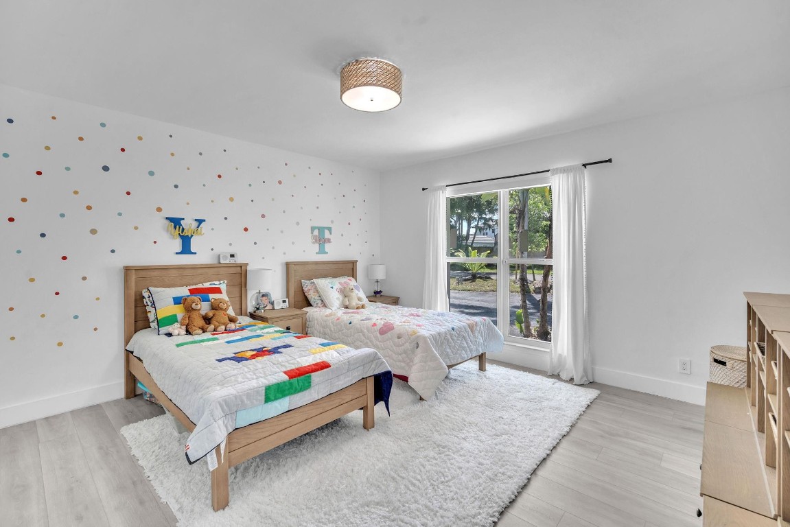 EMERALD HILLS - Residential