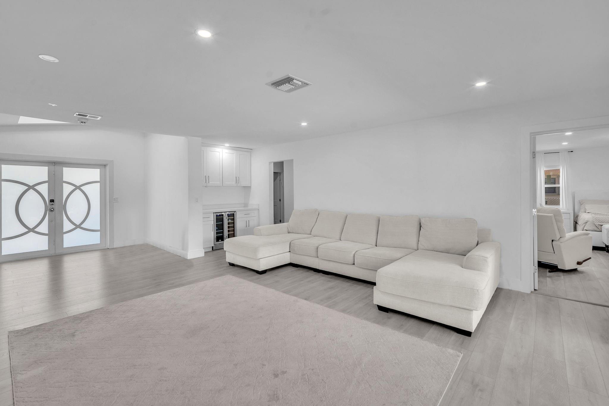 EMERALD HILLS - Residential