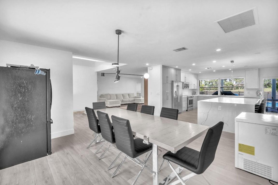 EMERALD HILLS - Residential