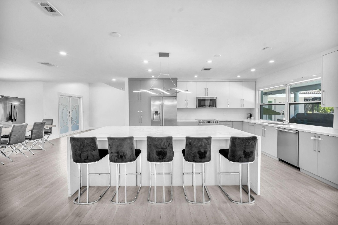 EMERALD HILLS - Residential