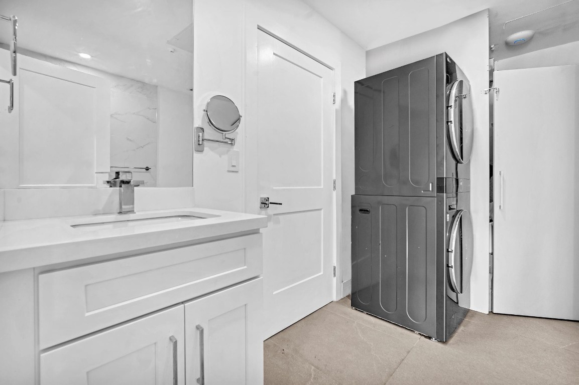 EMERALD HILLS - Residential