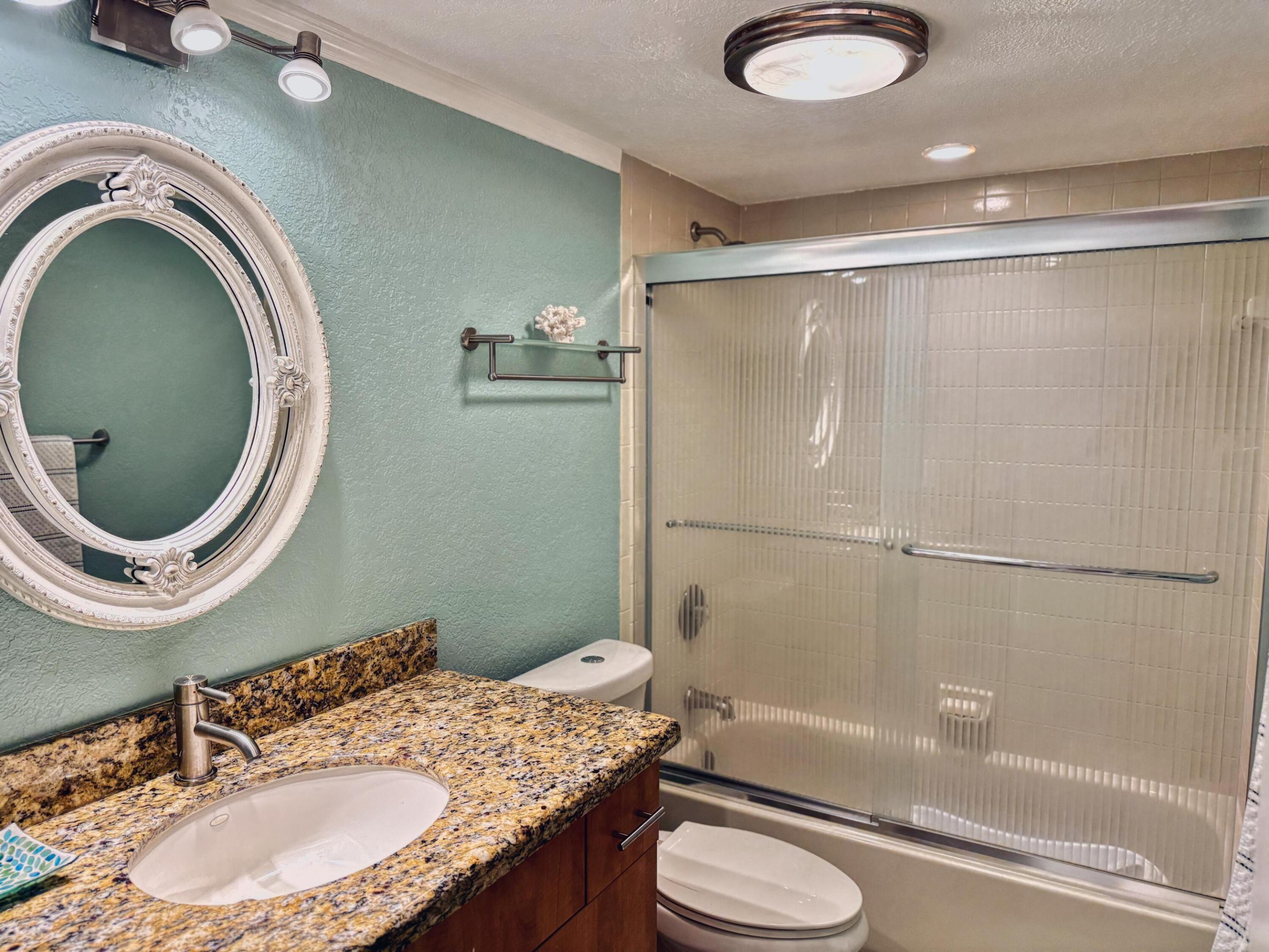LAKESIDE CONDO - Residential Lease
