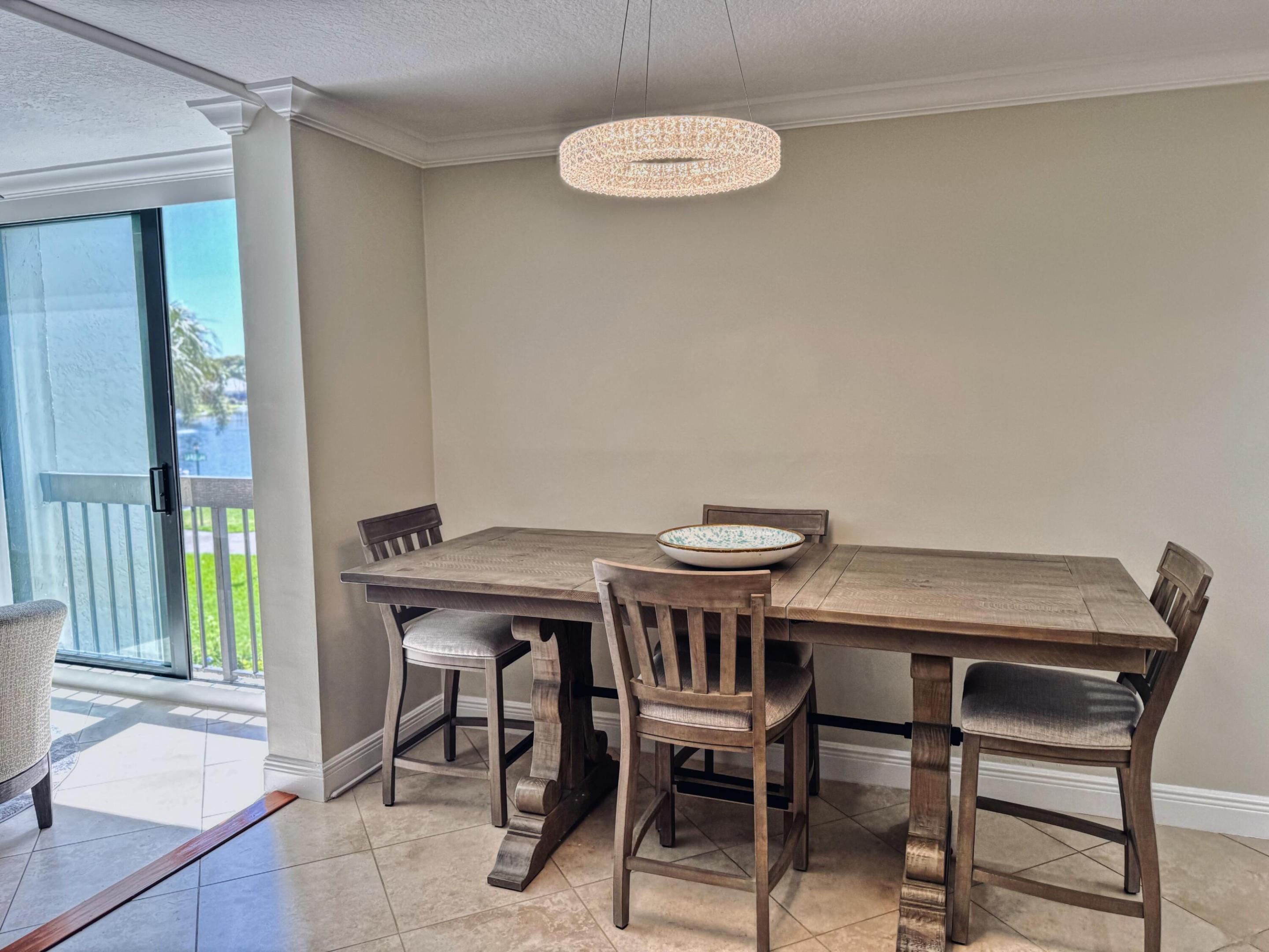 LAKESIDE CONDO - Residential Lease