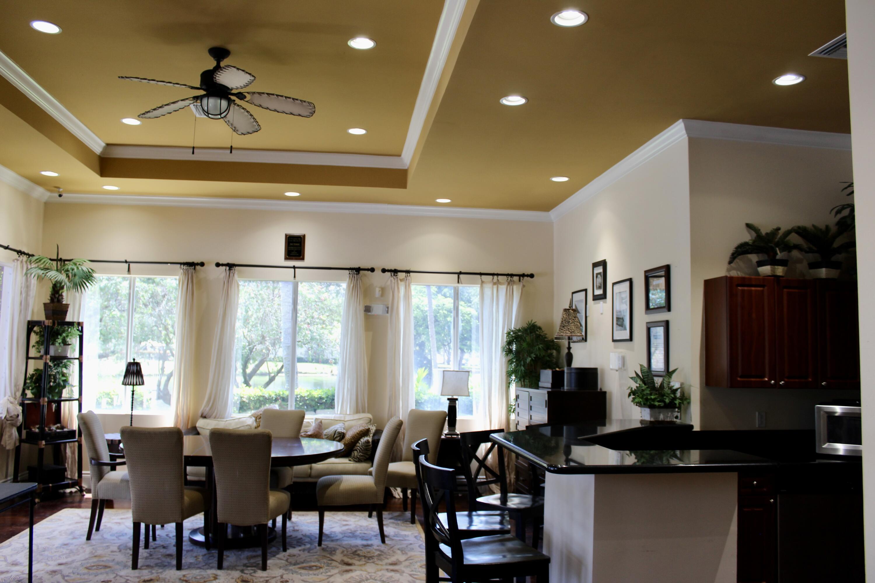 LAKESIDE CONDO - Residential Lease
