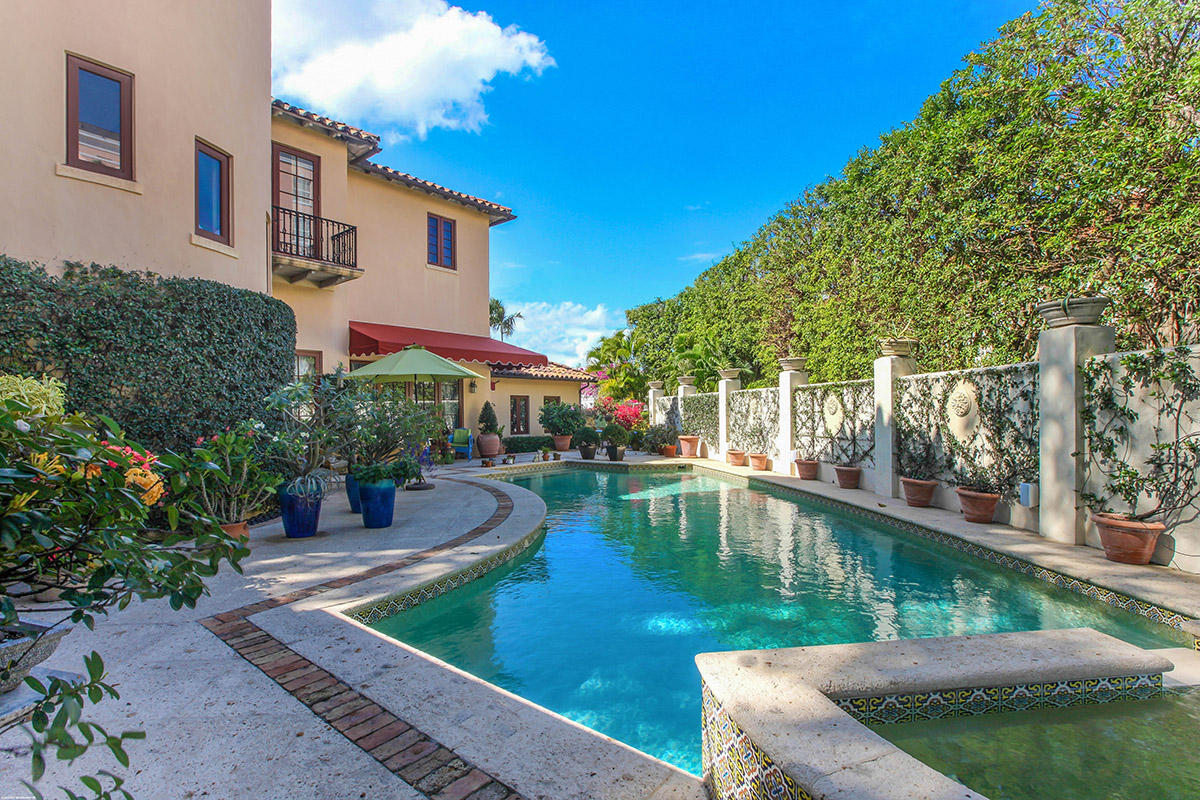 GOLFVIEW - Residential