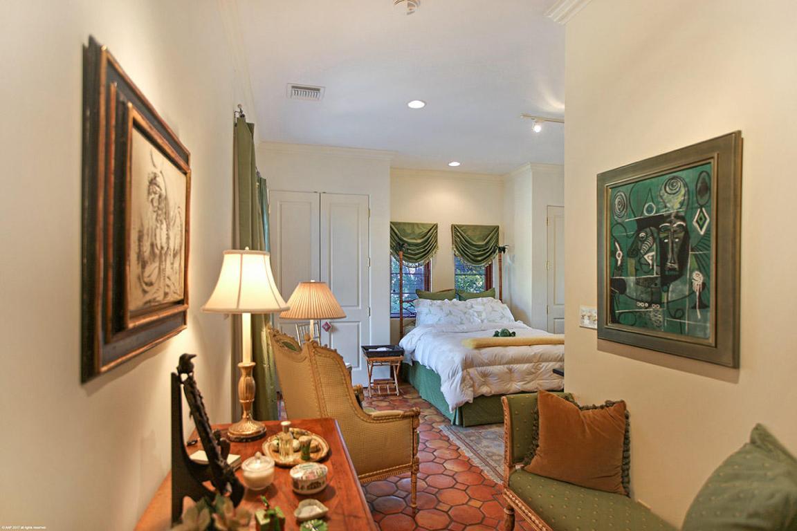 GOLFVIEW - Residential