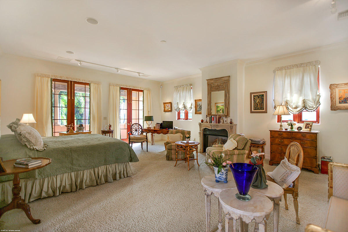 GOLFVIEW - Residential