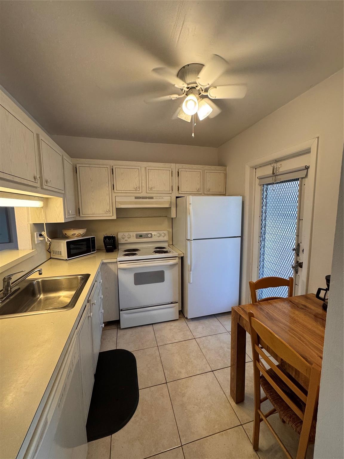 Hawaiian Gardens - Residential