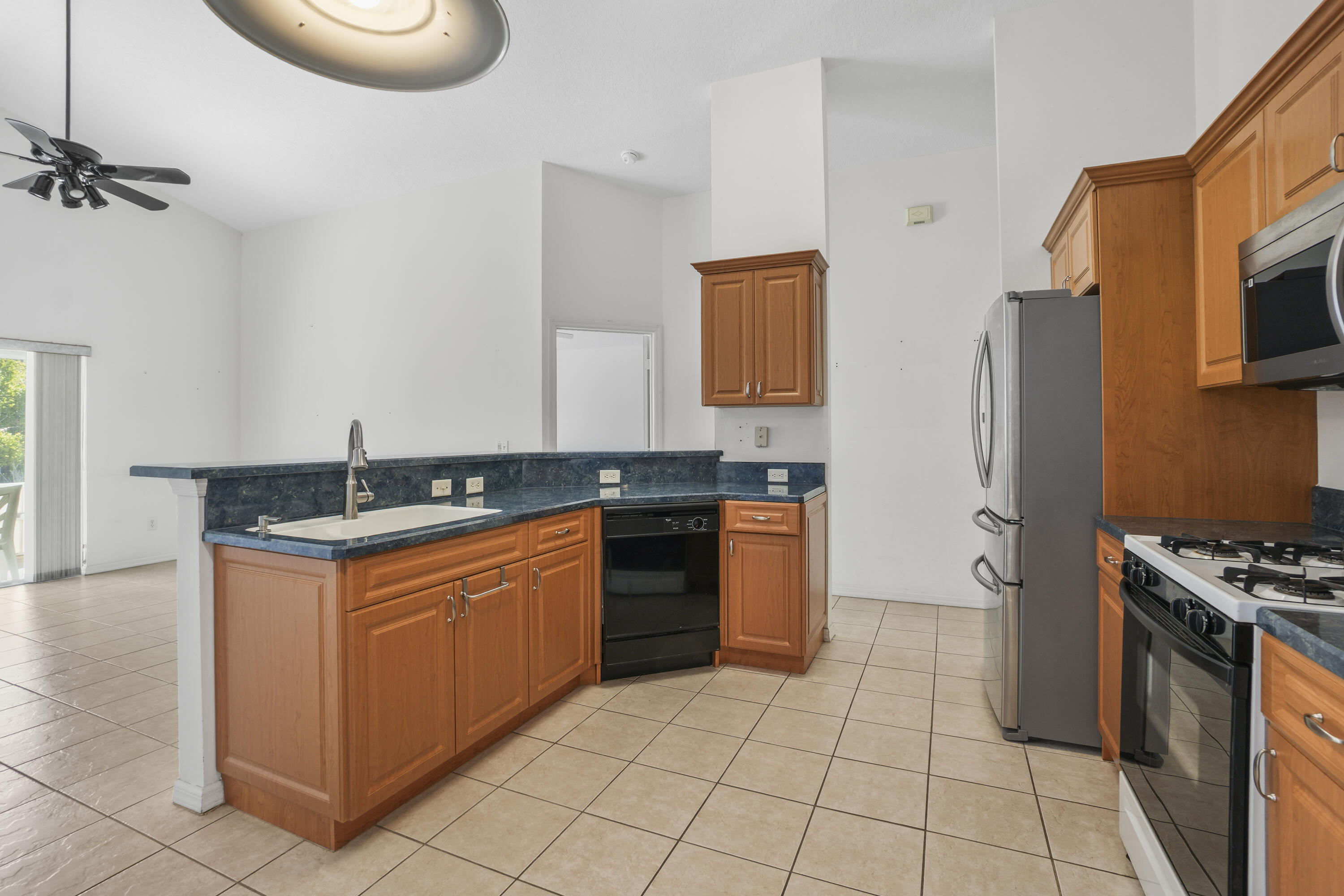 LAKE LUCIE ESTATES - Residential