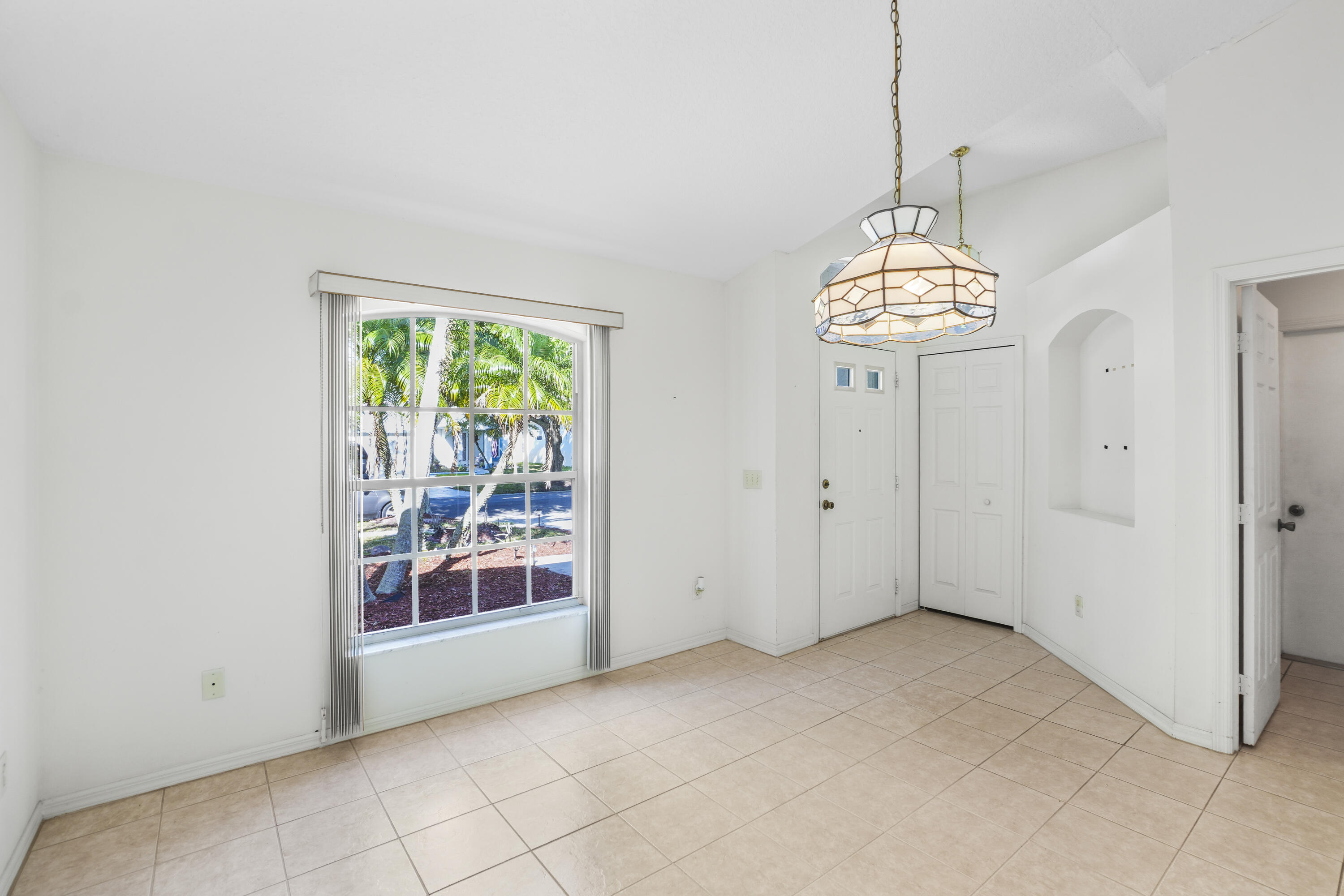 LAKE LUCIE ESTATES - Residential