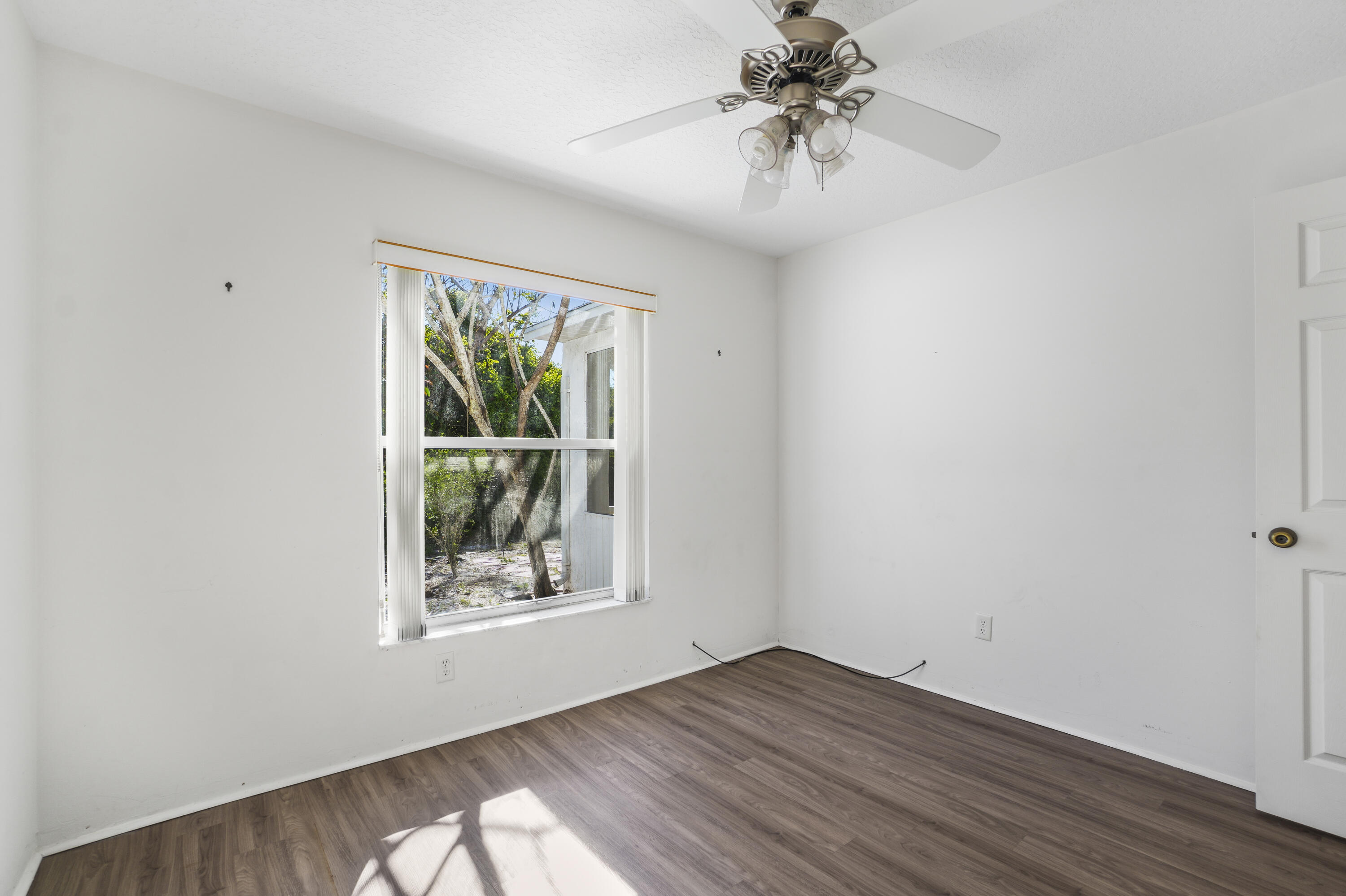 LAKE LUCIE ESTATES - Residential