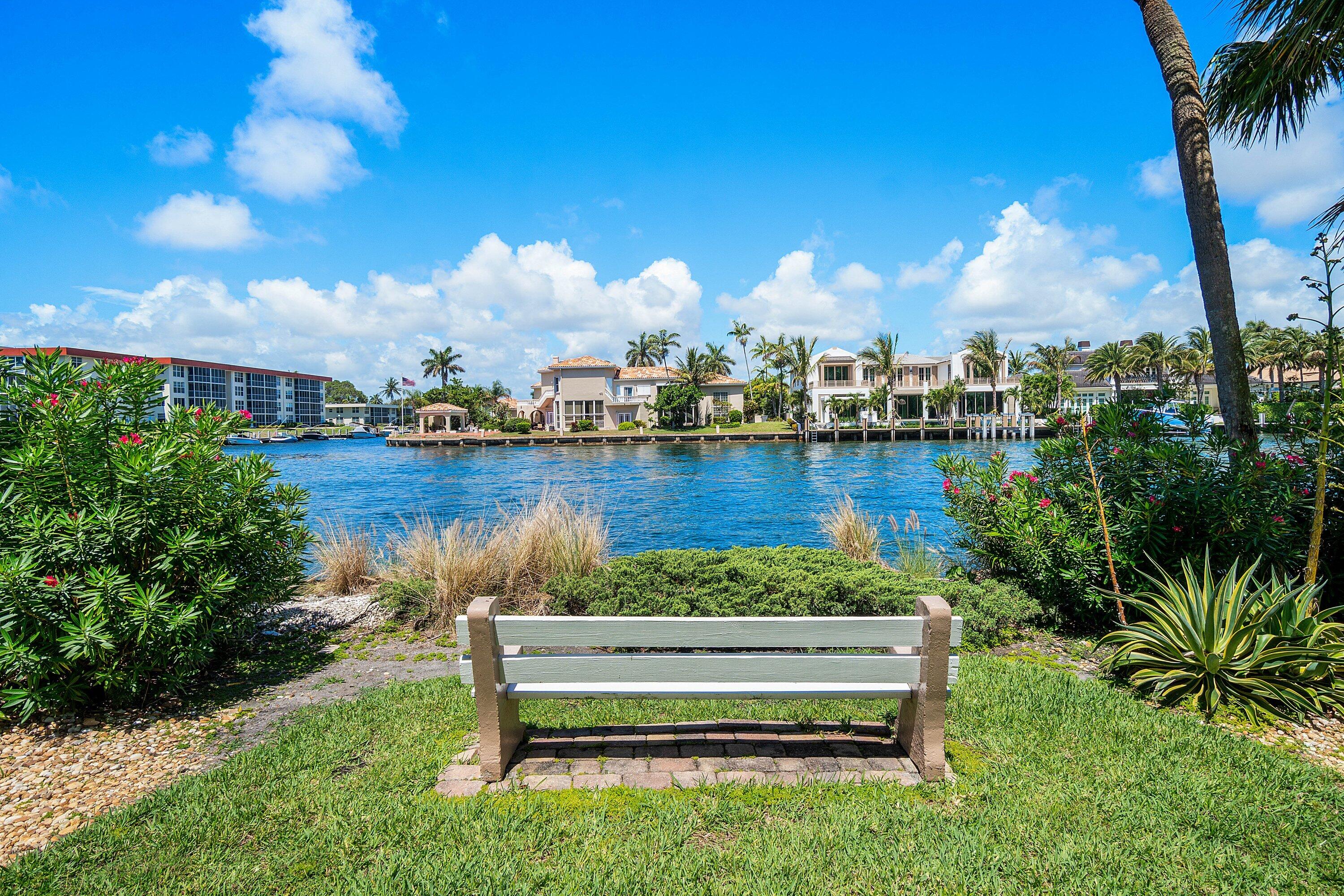 HILLSBORO ISLAND HOUSE CONDO - Residential