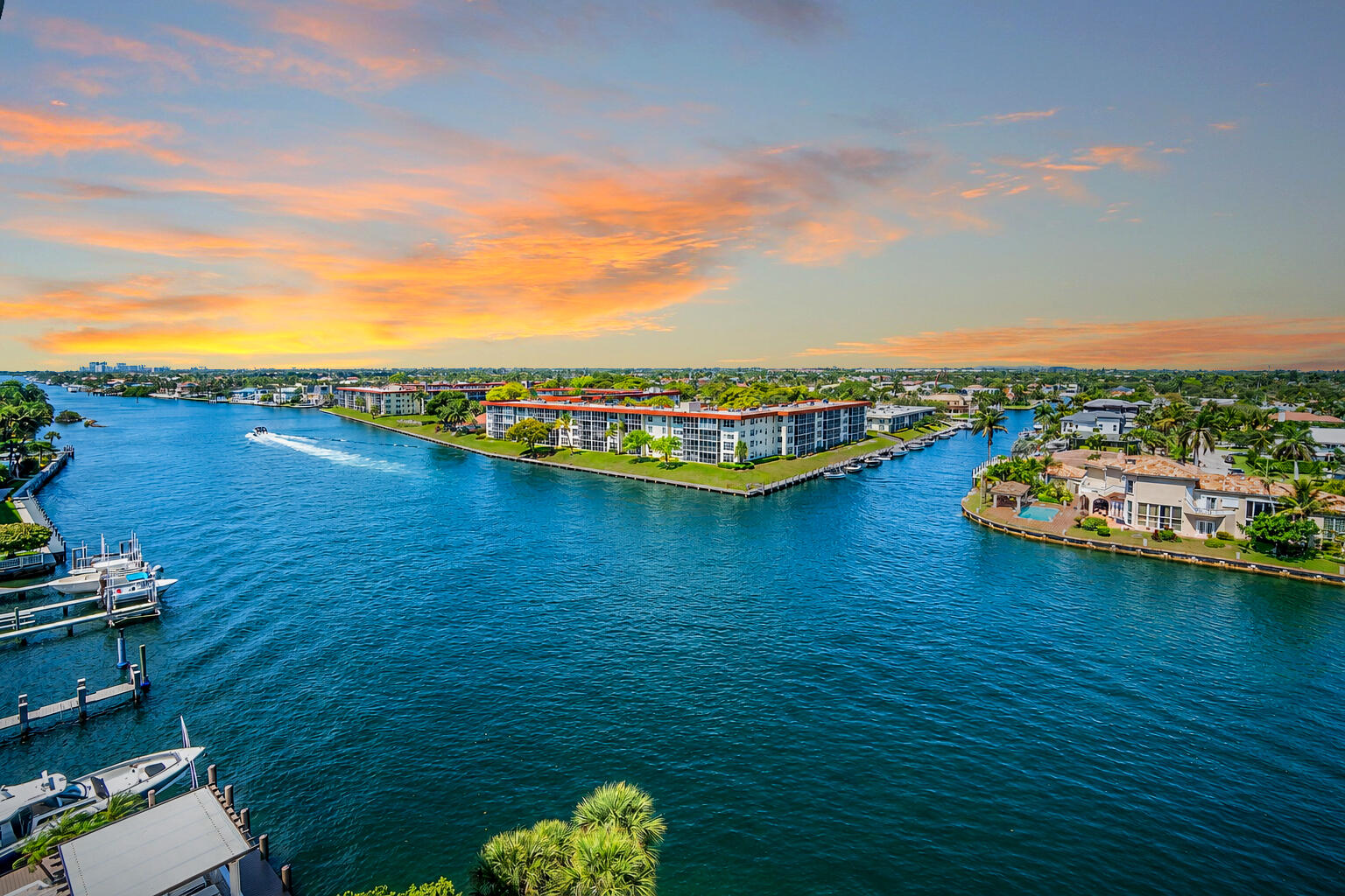 HILLSBORO ISLAND HOUSE CONDO - Residential