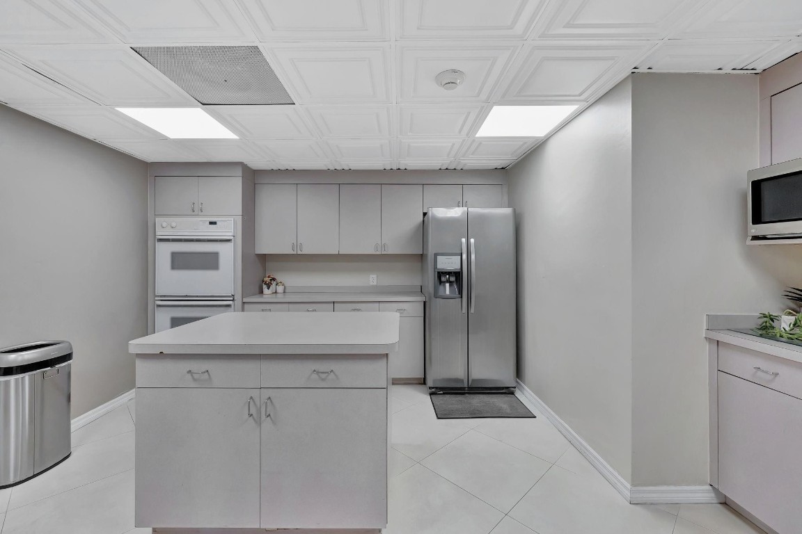 5100 Dupont Boulevard 8J