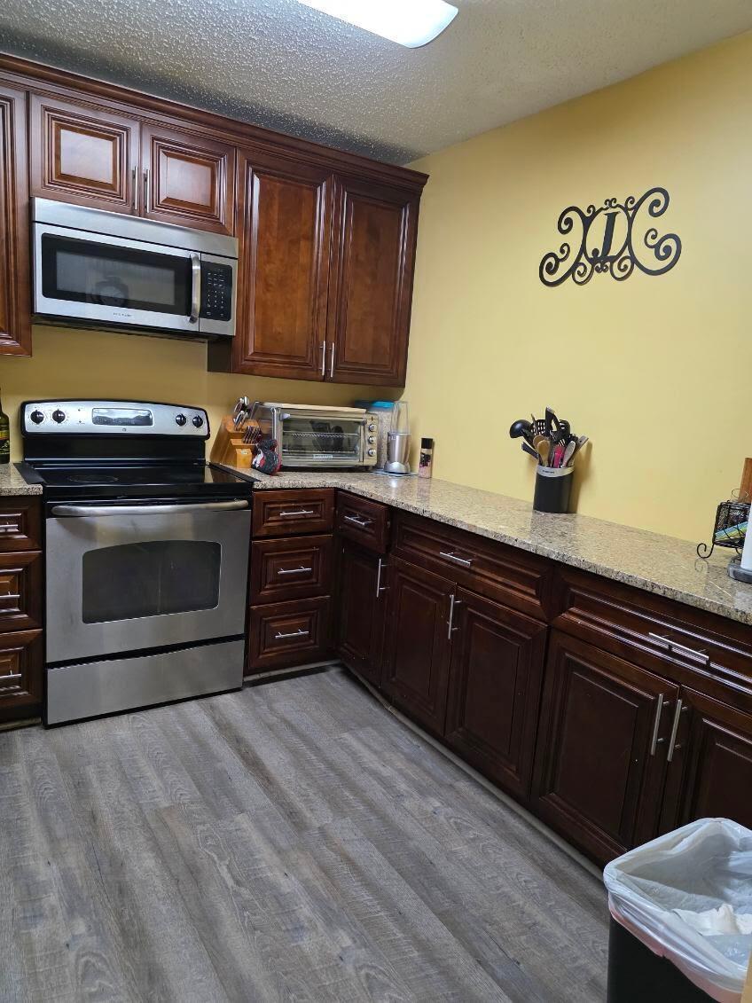 BOCA GLADES CONDO A THRU - Residential