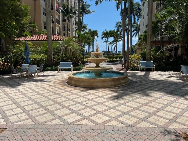 FLAGLER POINTE CONDOMINIUM - Residential Lease