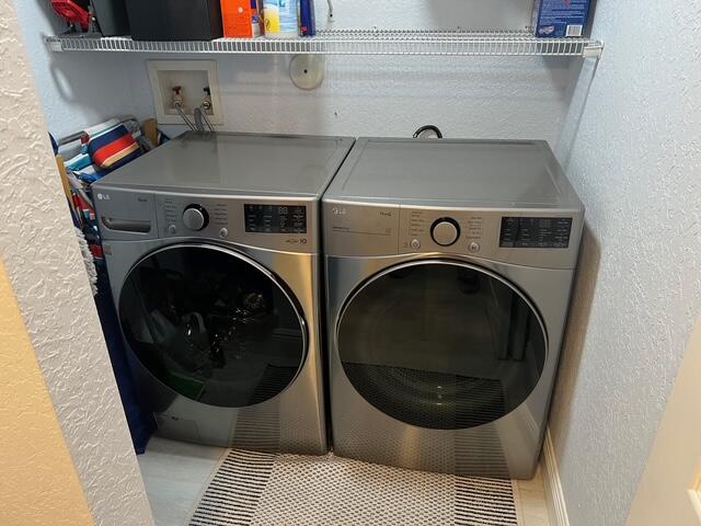 FLAGLER POINTE CONDOMINIUM - Residential Lease