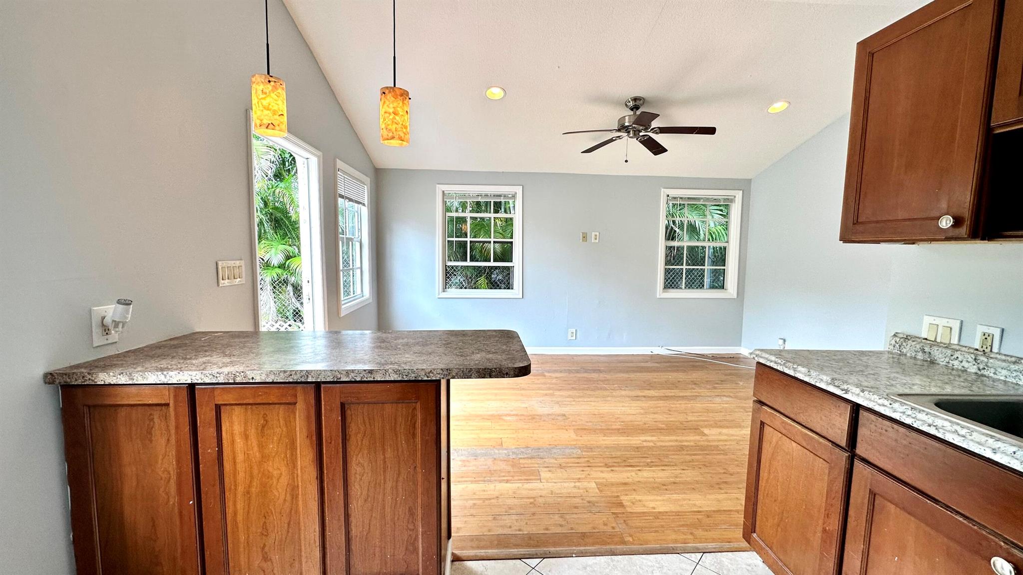 439 46th Street 2