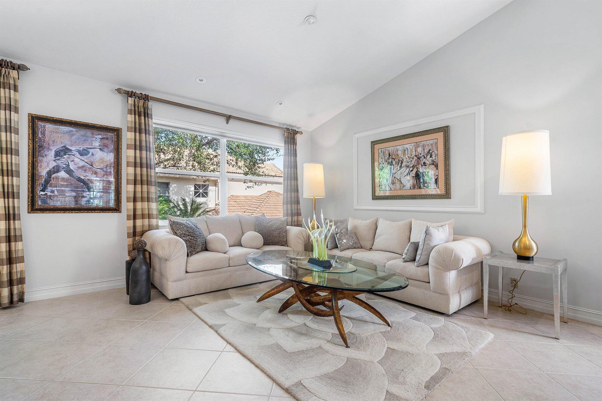 6184 Island Bend D