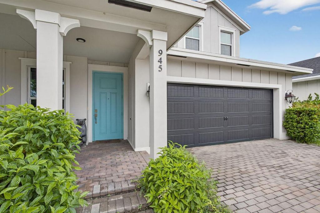 Photo of 945 Wandering Willow Way, Loxahatchee, FL 33470 (MLS # R11131574)