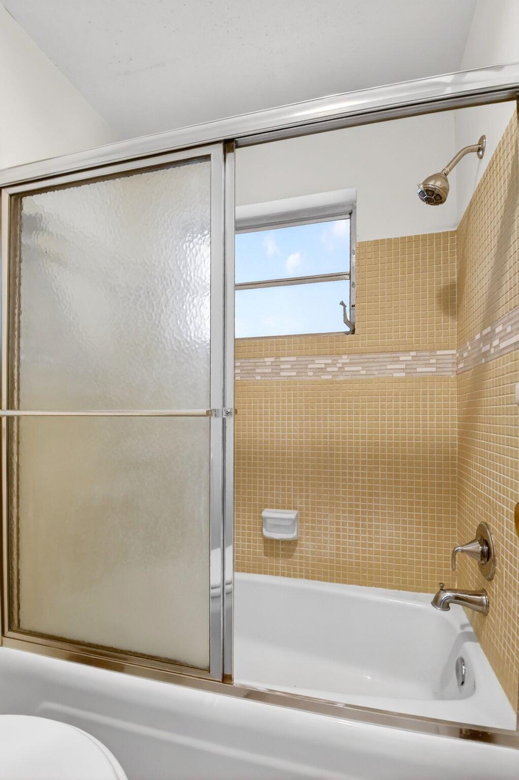 POINTE OVERLOOK CONDO - Residential