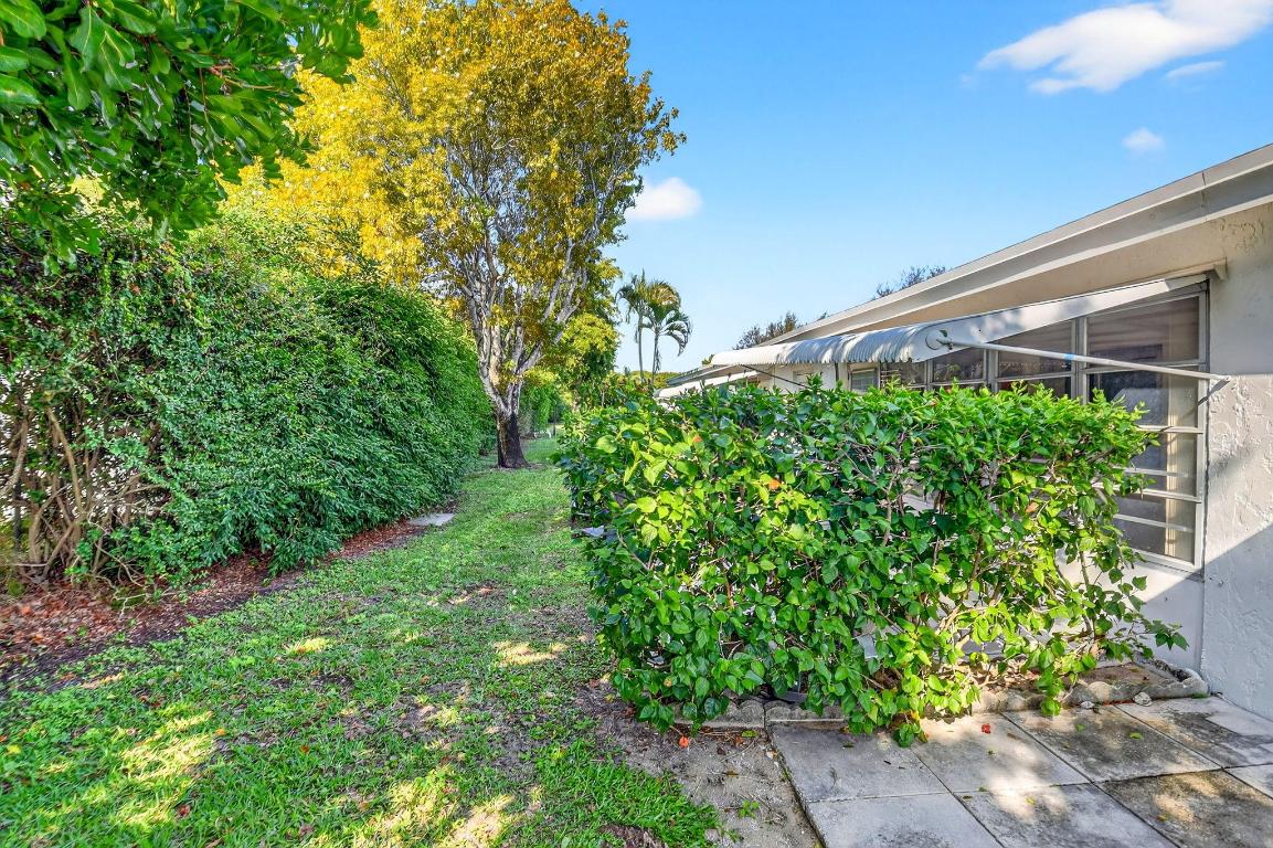 POINTE OVERLOOK CONDO - Residential