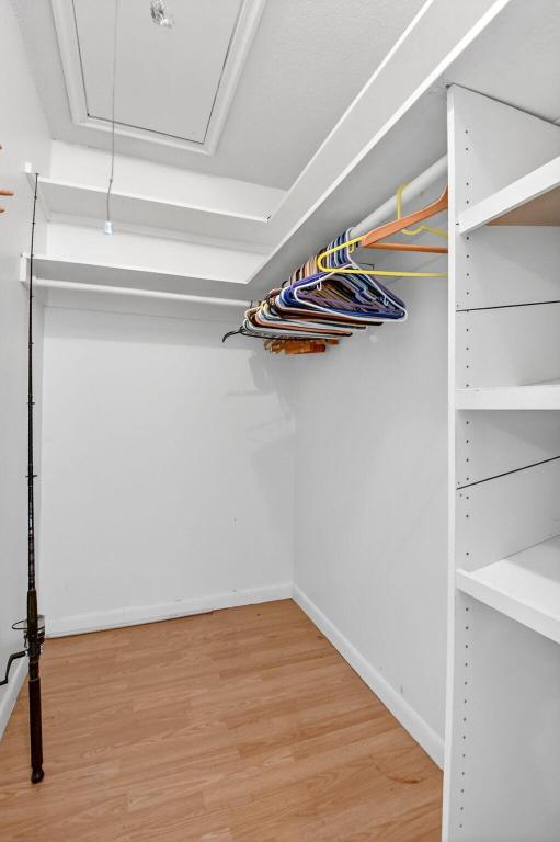 POINTE OVERLOOK CONDO - Residential