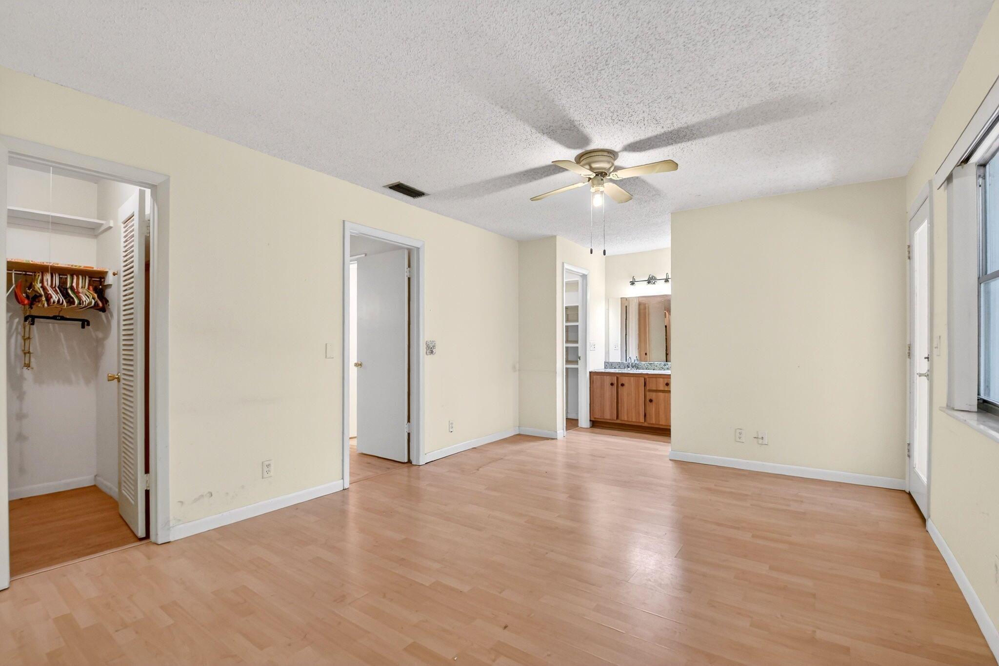 POINTE OVERLOOK CONDO - Residential